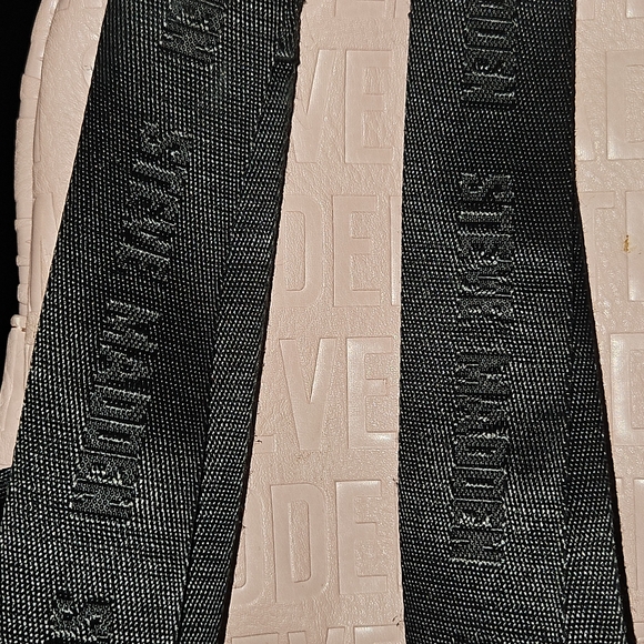 STEVE MADDEN  Mini Backpack - Picture 17 of 17